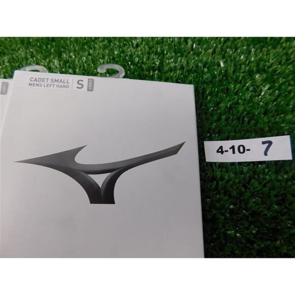 6 Mizuno Elite Mens Cadet Small Golf Gloves Worn on Left Hand New - Picture 2 of 3